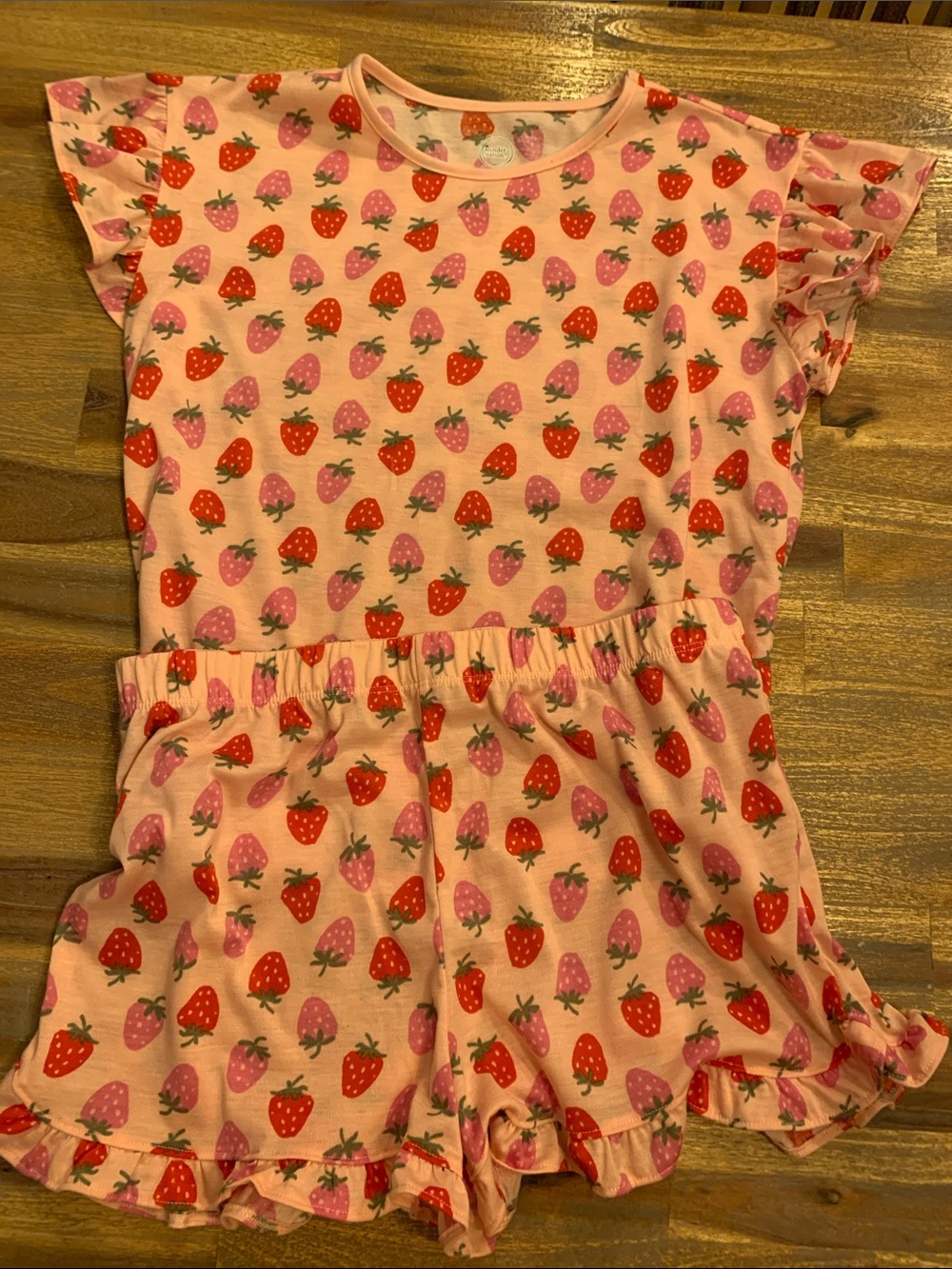 Strawberry pajama set. Girls XXL.